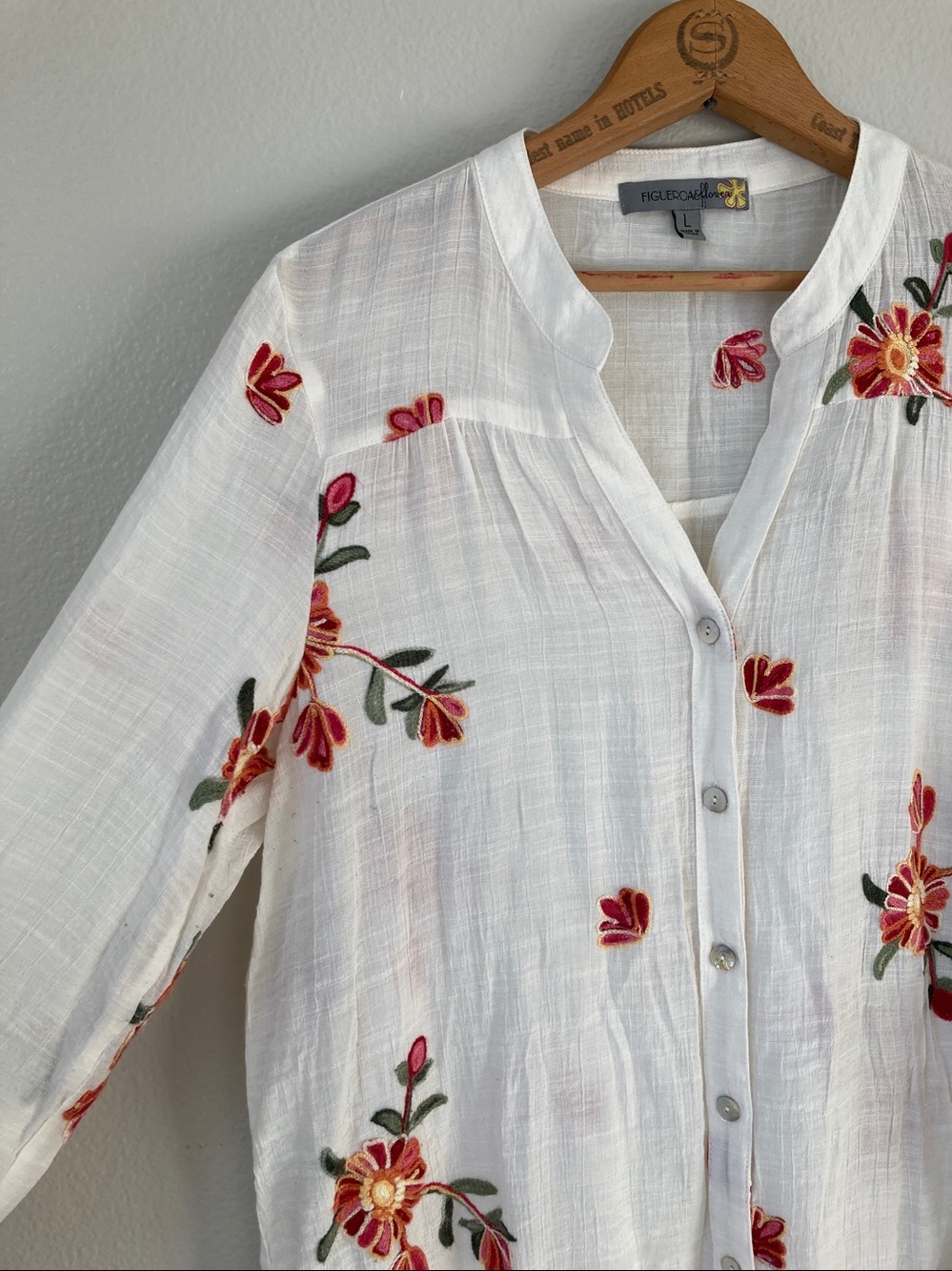 Figueroa & flower embroidered sheer gauze floral button front shirt top sz L